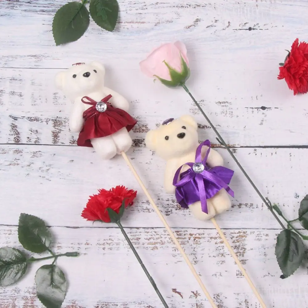 10 ชิ้น/เซ็ตตุ๊กตาหมีการ์ตูนตุ๊กตาหมีวาเลนไทน์ดอกไม้ช่อดอกไม้สร้างสรรค์มินิกระเป๋าจี้ตุ๊กตา