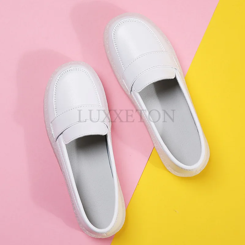 Genuine Leather Nurse Shoes for Women in Spring Summer New Flat Bottomed Breathable Hospital Work Shoes Soft Sole Single Shoe