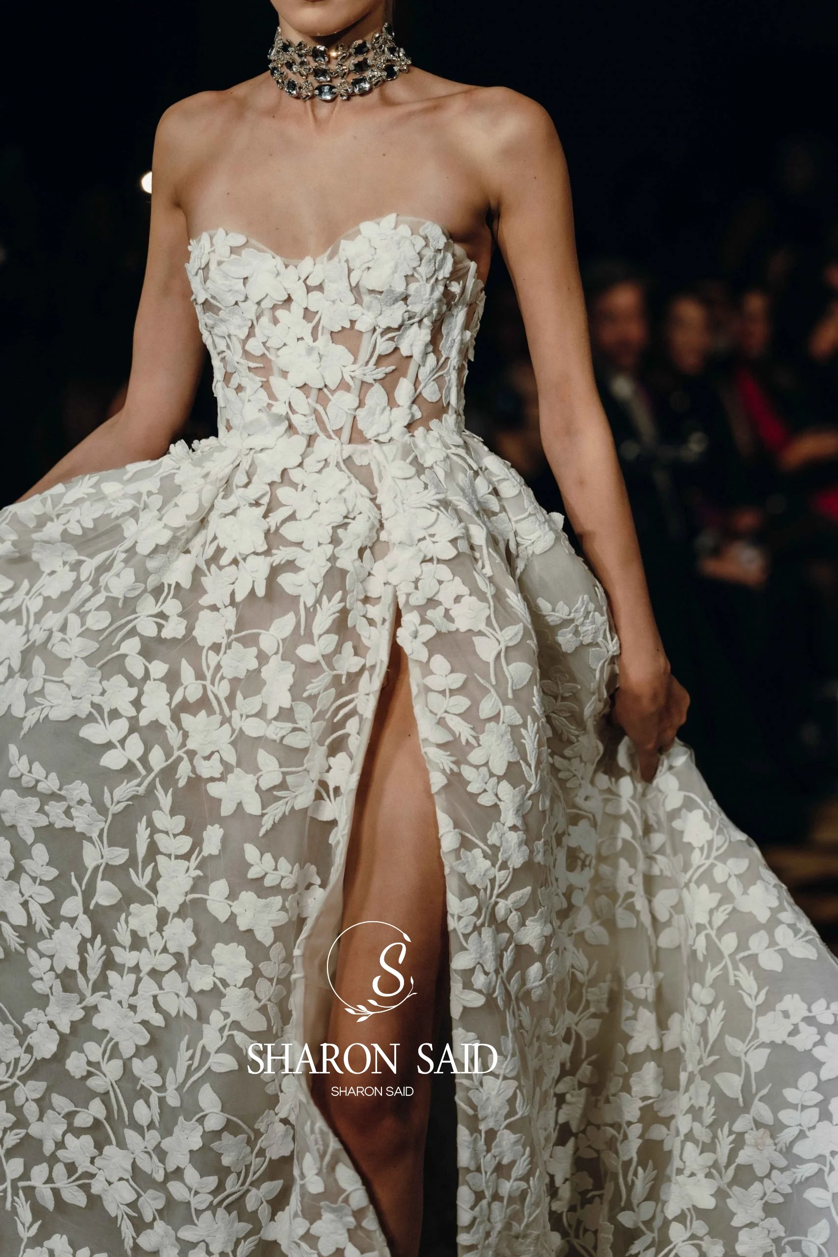 Sharon Said Romantische Hoge Split Sweetheart Off White Tule Trouwjurk 2025, A-lijn Sweep Trein Bruidsjurken SW140 Aangepaste