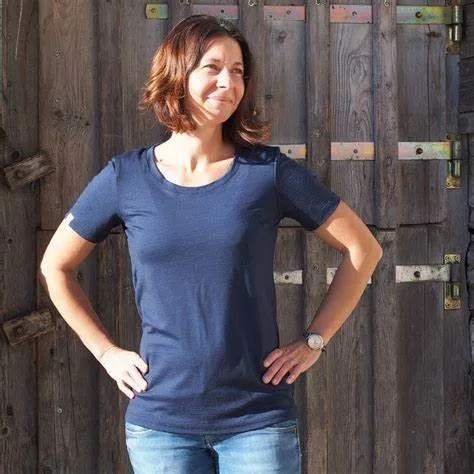 Women's merino wool T shirt short sleeve crew Next to Skin base layer tops sports clothing Quick dry