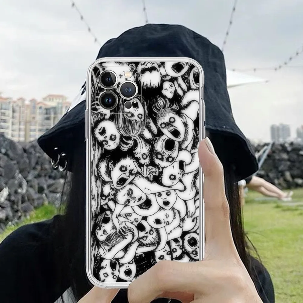 Black comics Junji Itos Tomies Phone Case For iPhone 15 14 11 12 13 Mini Pro XS Max Cover 6 7 8 Plus X XR SE 2020 Funda Shell