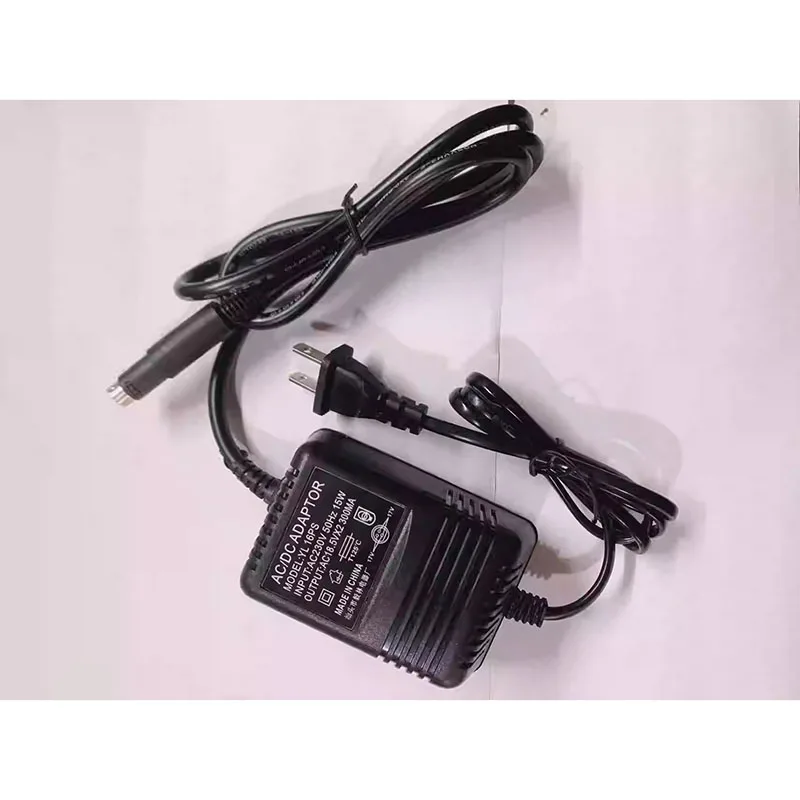 Adaptador de Energia Externo BEHRINGER com Plugue Americano para Mixer UB502 802 XENYX 1002FX 1202FX MX602A