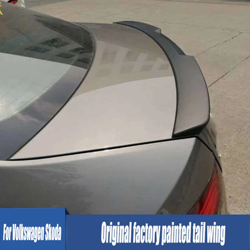 For Volkswagen Skoda 2015 Original Factory Tail Wing Bright Black Carbon Fiber Pattern