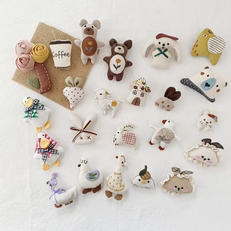 Set De Broches De Animales De Dibujos Animados Estilo Bosque Para Niños, Novedad De Invierno, Lindos Pines Para Sombrero, Abrigo, Bolso Y Accesorios — -50%, $0.48 Coupon, from $0.49 – 50% descuento – €0.49