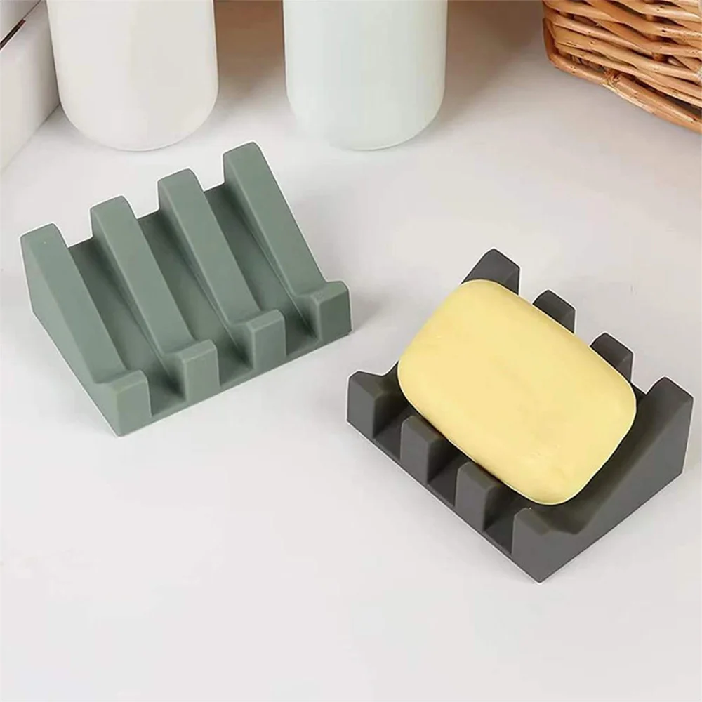 Soap Tray Portable Tilt Solid Color Silica Gel Bathroom Supplies Soap Box Simple Creativity 90g Toiletries Drain Soap Dish Drain