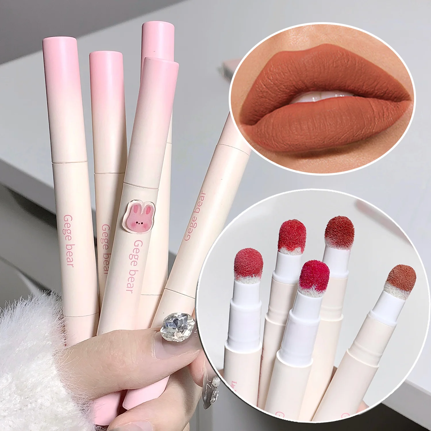 Red lip powder cream is silky smooth, moisturizing, wrinkle free, soft mist, matte lip base