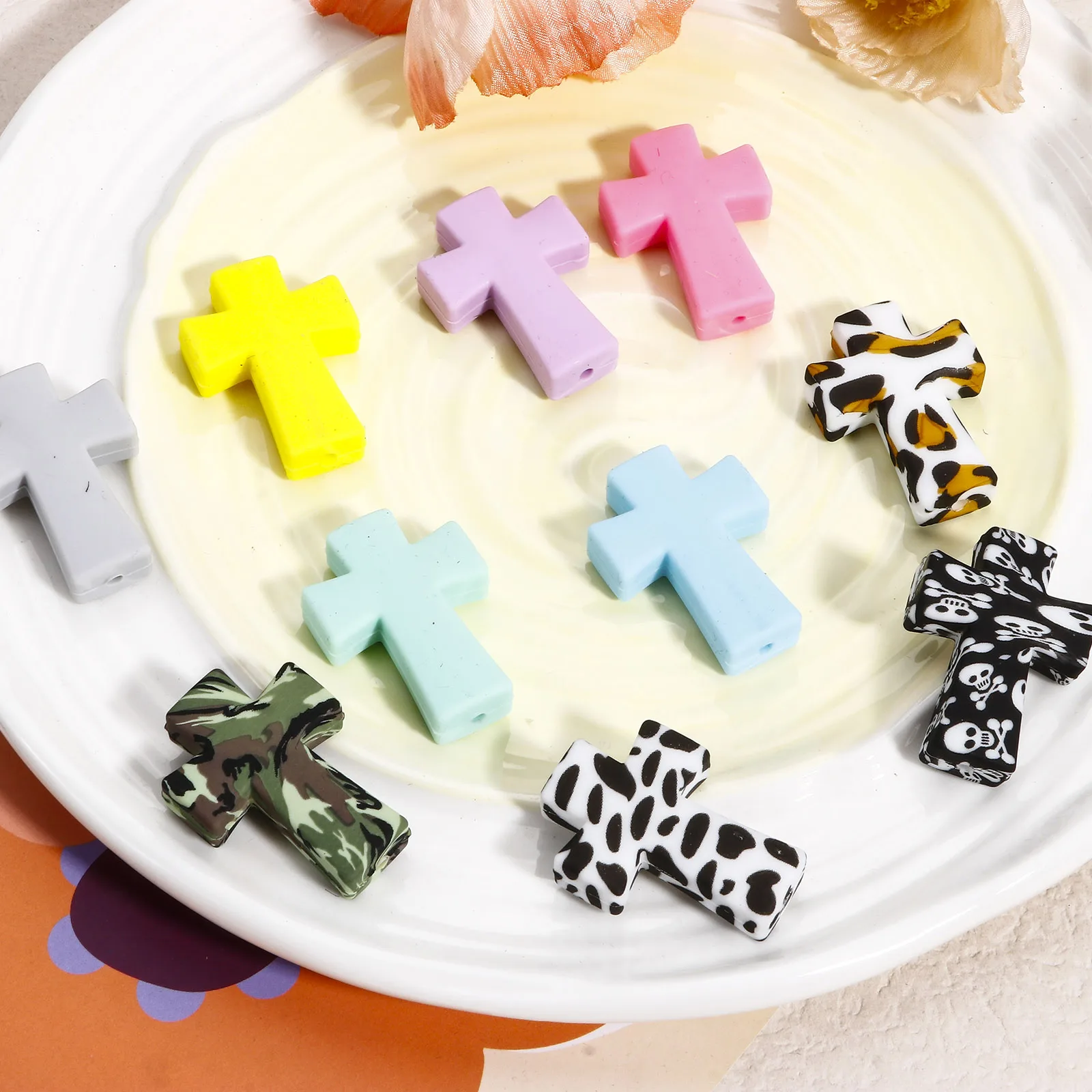 5 Piece Silicone Cross Religious Beads For DIY Charm Jewelry Making Findings Multicolor Beads Accessories About 3.5cm x 2.5cm