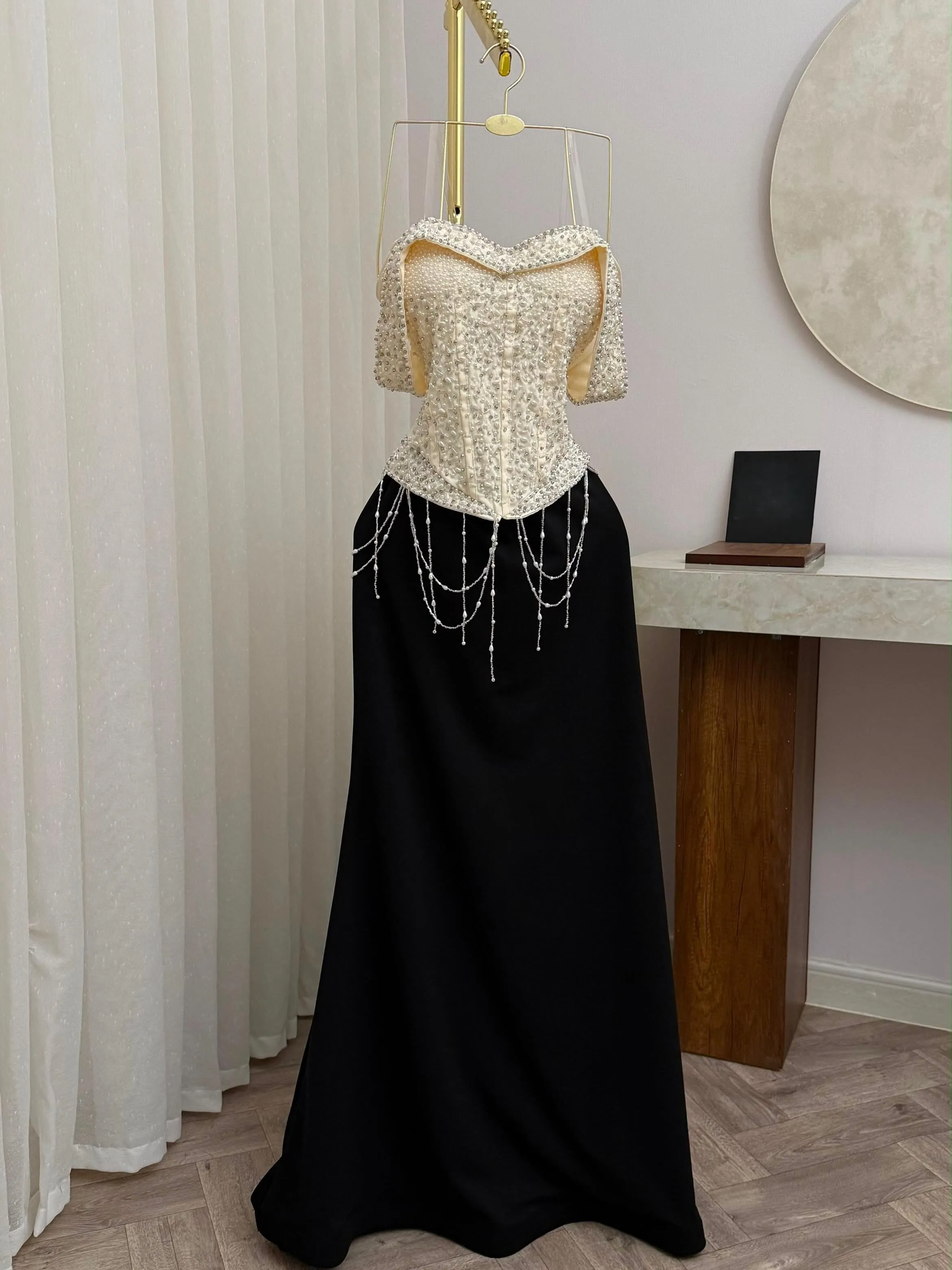 Customized Black‑White Color‑Block Off‑The‑Shoulder Sleeveless Heavy Beaded Mermaid Backless Floor‑Length Formal Prom Dresses