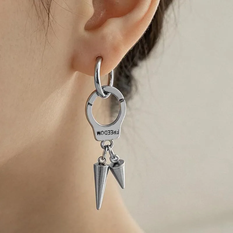 1pc Vintage Handcuff Spike Dangle Hoop Earrings for Women Engraved FREEDOM Letter Cone Tassel Drop Ear Rings Punk Gothic Jewelry