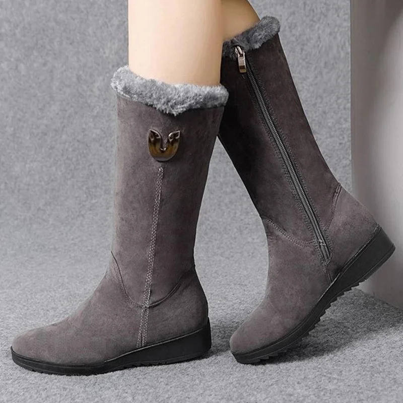 Women's Stylish Suede Mid-Calf Boots with Thick Plush Soles - Perfect for Snowy Weather