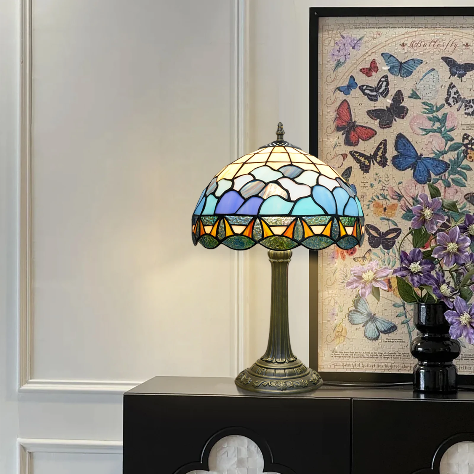 12-Inch Stained Glass Table Lamp with Bee Wave Shell Lampshade Decorative Lighting for Home Office Desk Lamps