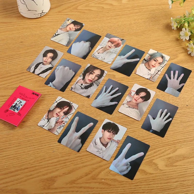 

Stray Kids Men's Group Star Collection Card SKZOO Peripheral Stars New Edition - Le STAR Same Style Small Card