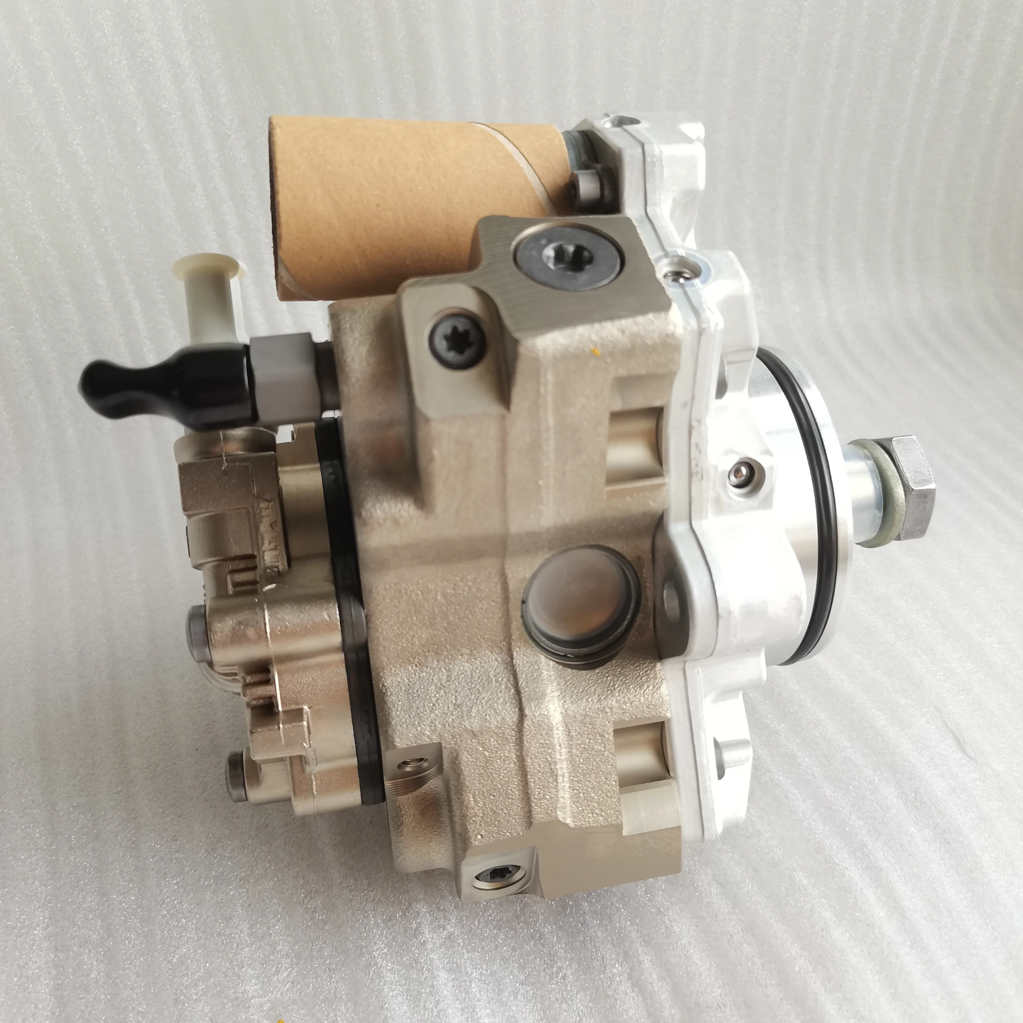 

PC160-8 PC200-8 fuel pumps 6754-71-1012 for excavator engine parts 6D107 fuel pump