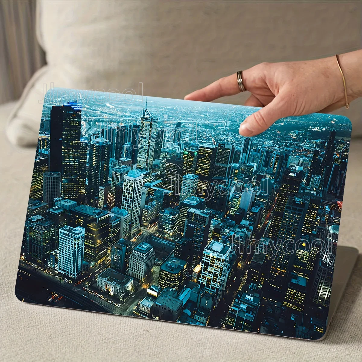 

2 шт., светло-бежевая наклейка для ноутбука с городской пейзажем, самоклеящаяся виниловая наклейка для ноутбука/планшета, водонепроницаемые устойчивые к царапинам наклейки