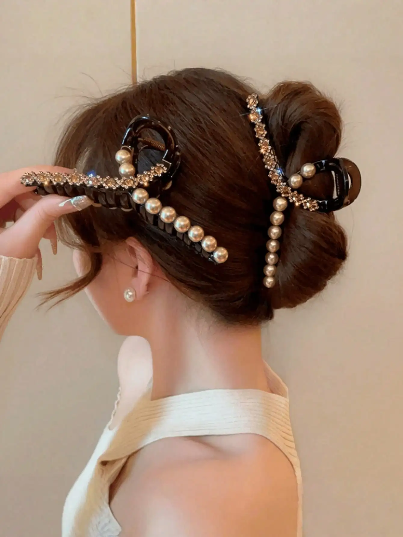 

New Arrival Elegant Korean Style Pearl Hair Claw, Luxury Shiny Hair Clip Barrette Summer Outfits Hair Clips Beach