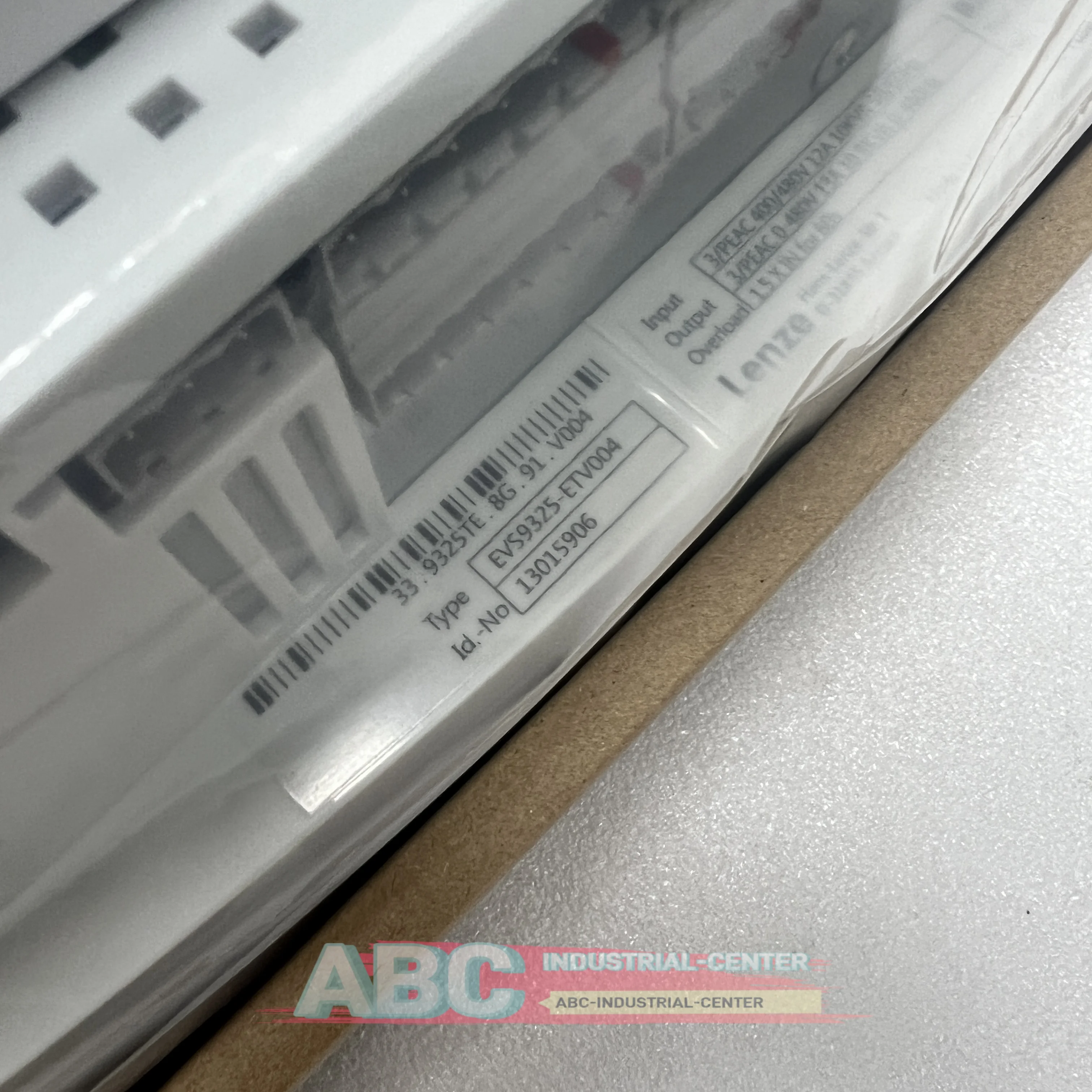 EVS9325-EIV907 novo conversor de frequência EVS9325-EIV004 EVF9325-EVV004