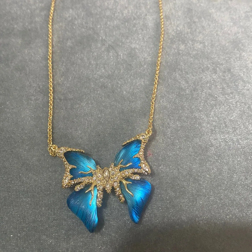 European and American Foreign Trade Genius Designers Create Fashionable and Casual Full Diamond Butterfly Series Necklaces