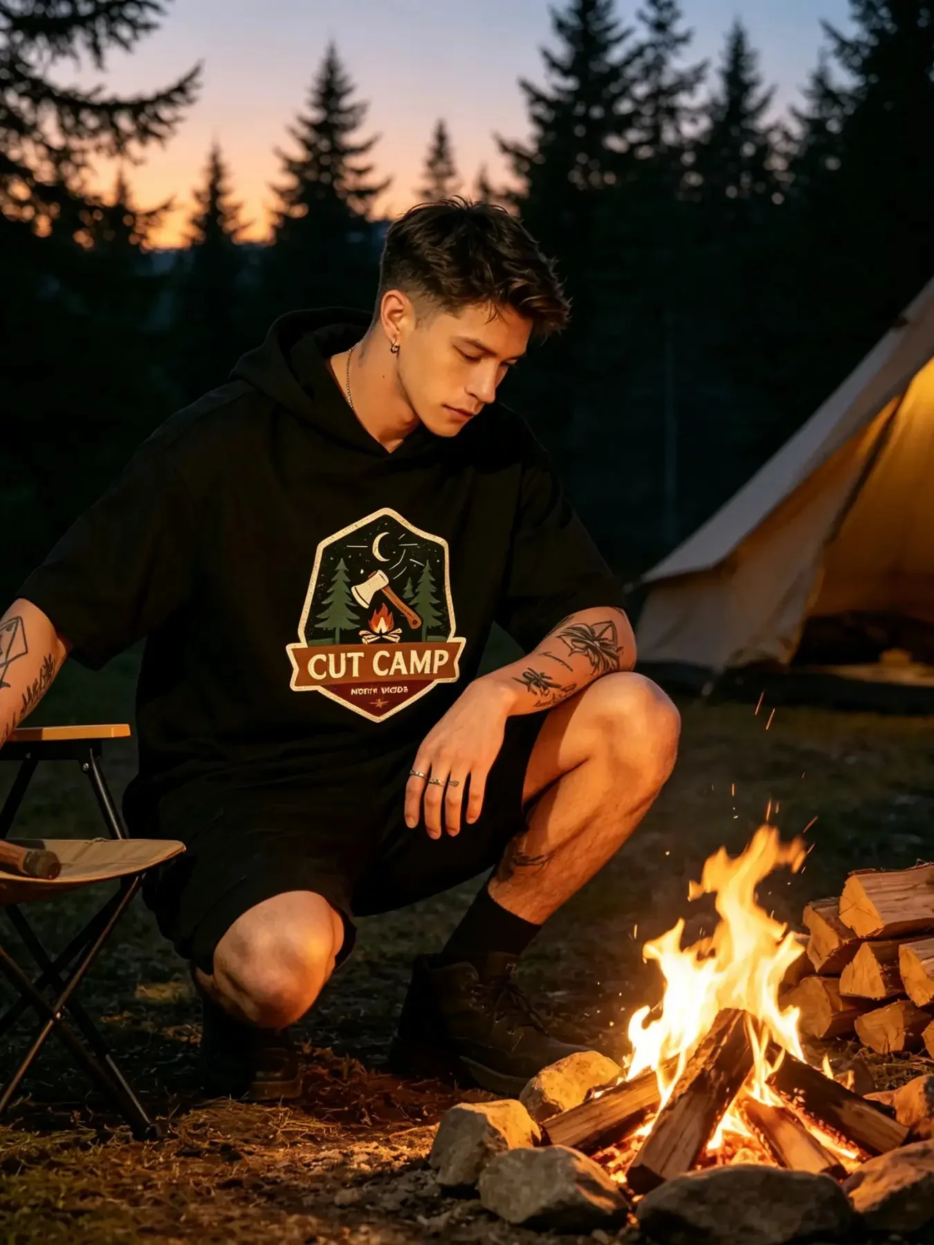 Retro Cut Camp Campfire Axe Forest Print Short Sleeve Hooded T Shirt, Men’s Oversized Casual Streetwear Top