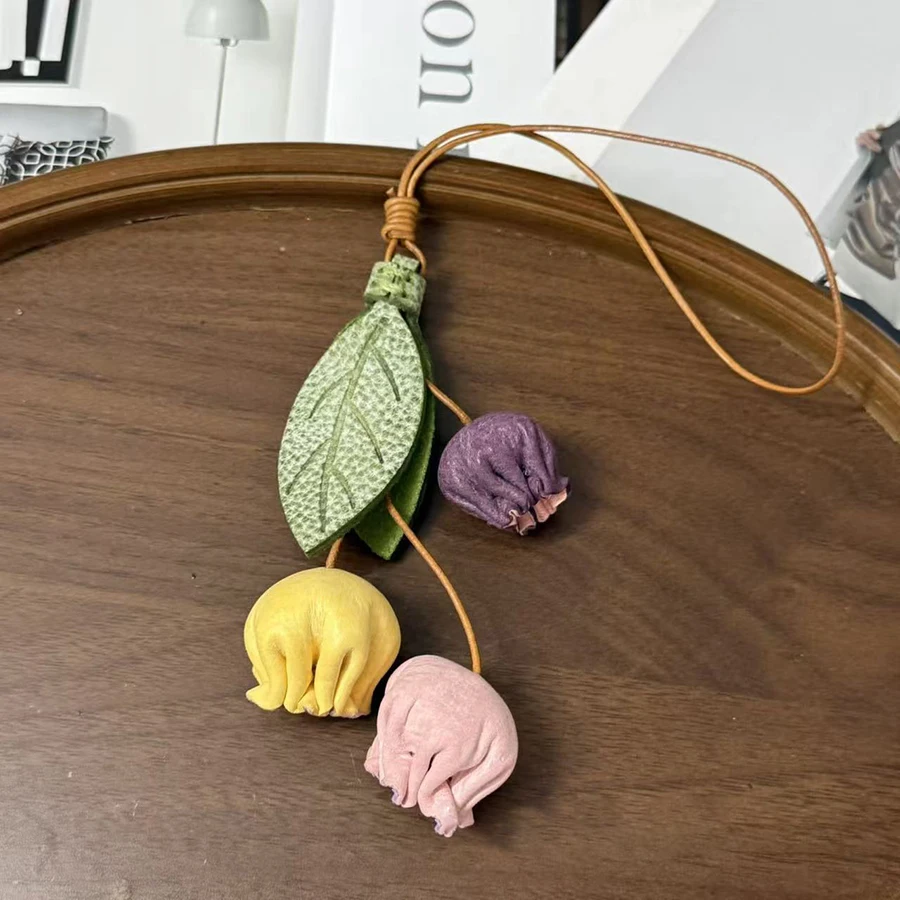 Fashion Cow Leather Bellflower Bag Charm Personalized Creativity Bag Pendant Minimalist Ornament Cute Flower Bag Charm