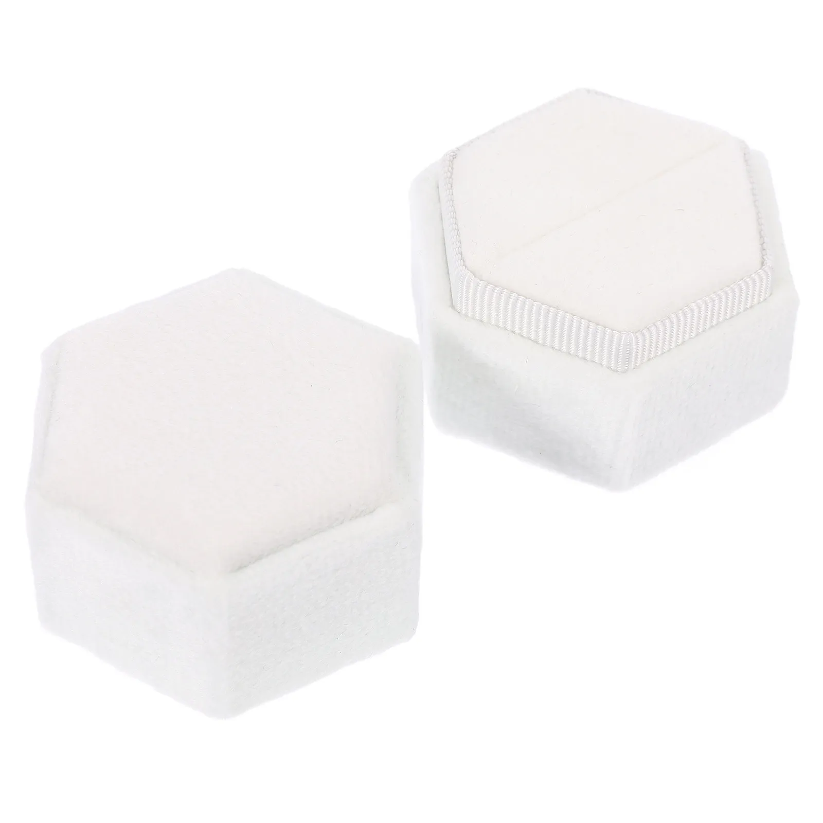 Luxury Ring Box for Engagement, Wedding Proposal & Jewelry Storage – Compact Travel-Friendly Gift Case