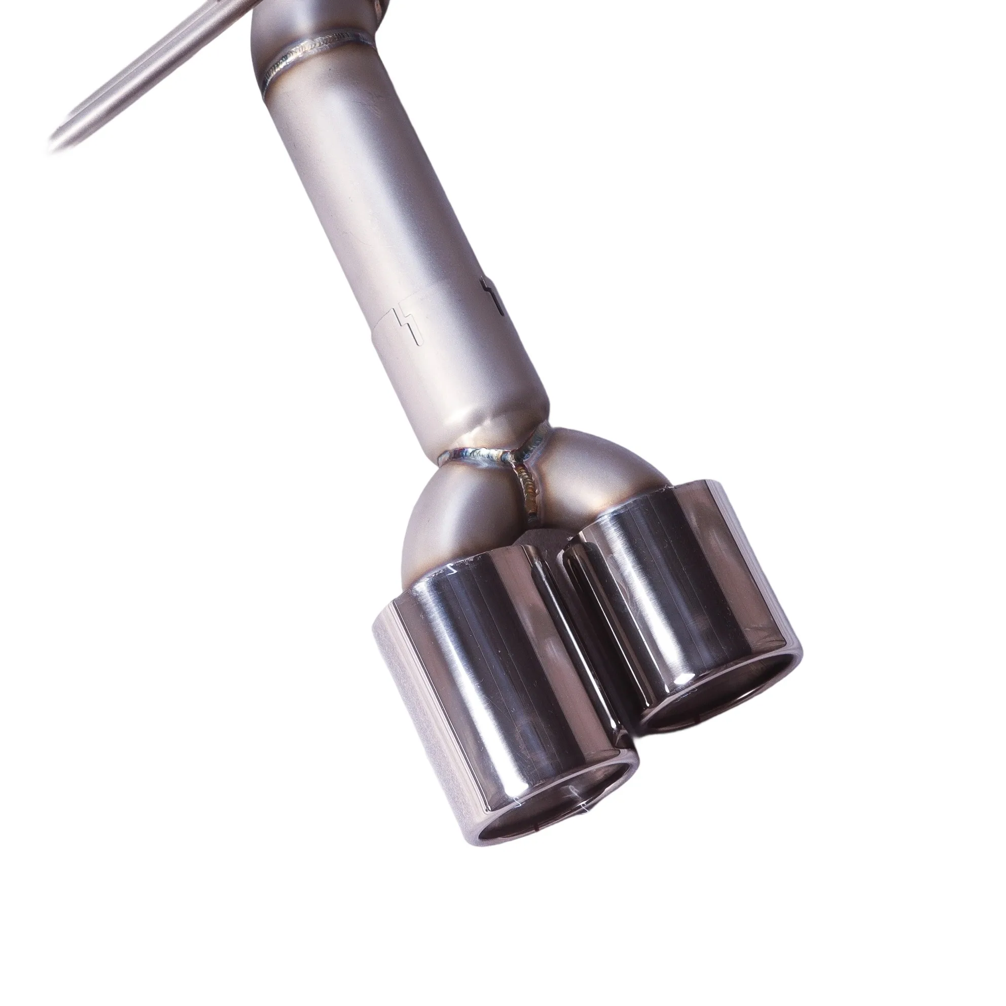 Dit is van toepassing op de klepuitlaat van het GFC katvormige uitlaatsysteem van het Volkswagen EOS 2.0T uit 2013