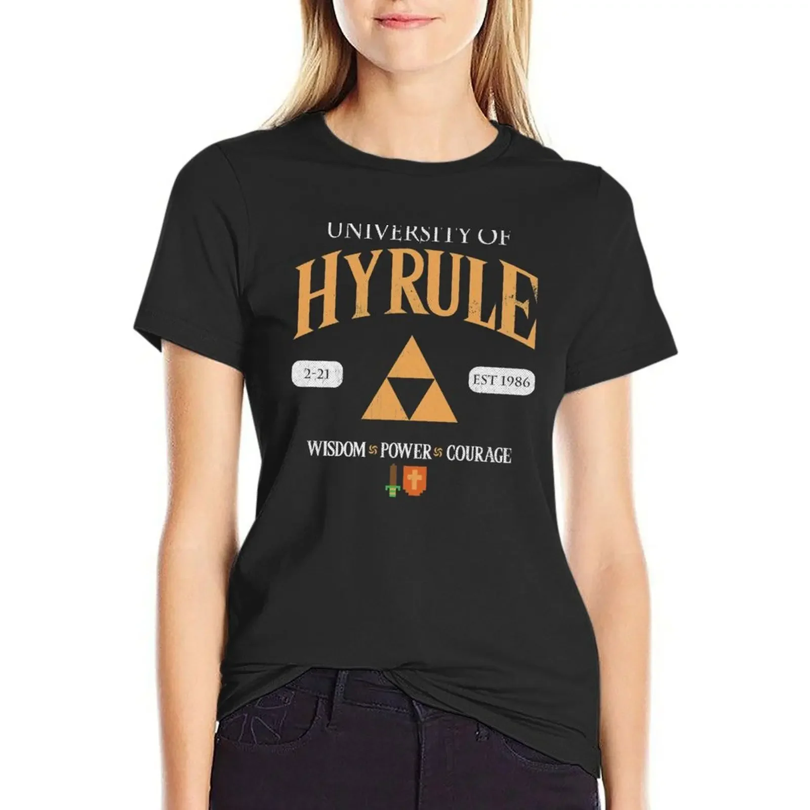 Classic University Crest T-Shirt oversized korean fashion tight shirts for Women