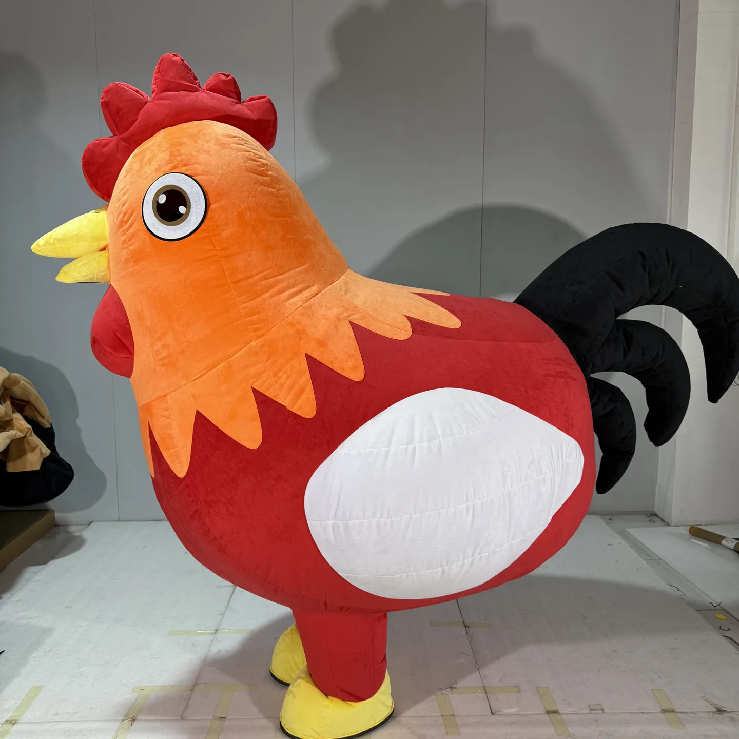 

2m/2.6m Inflatable Rooster Costume Adult Funny Insect Cosplay Suit Walking Mascot Outfit Fancy Dress Events No Battery