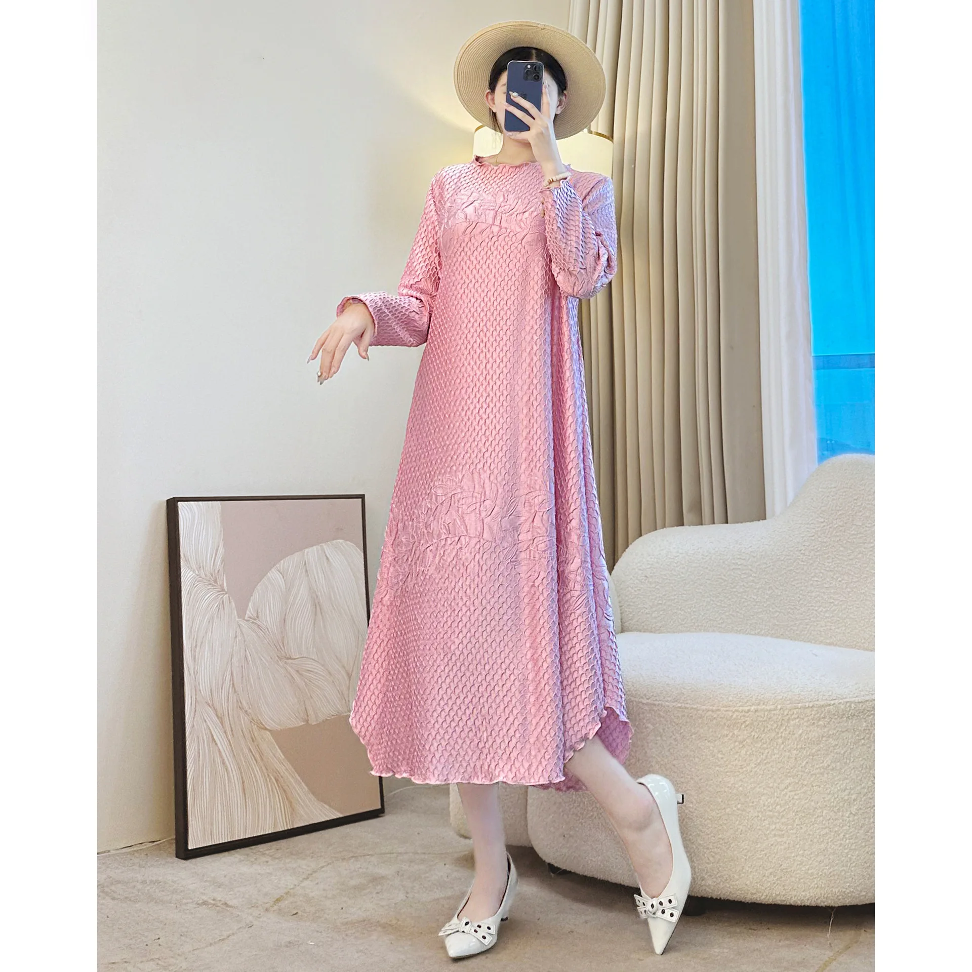 

2025 Autumn Miyake Sweet Style Embroidered Loose Casual Dress for Women Pleated Dress