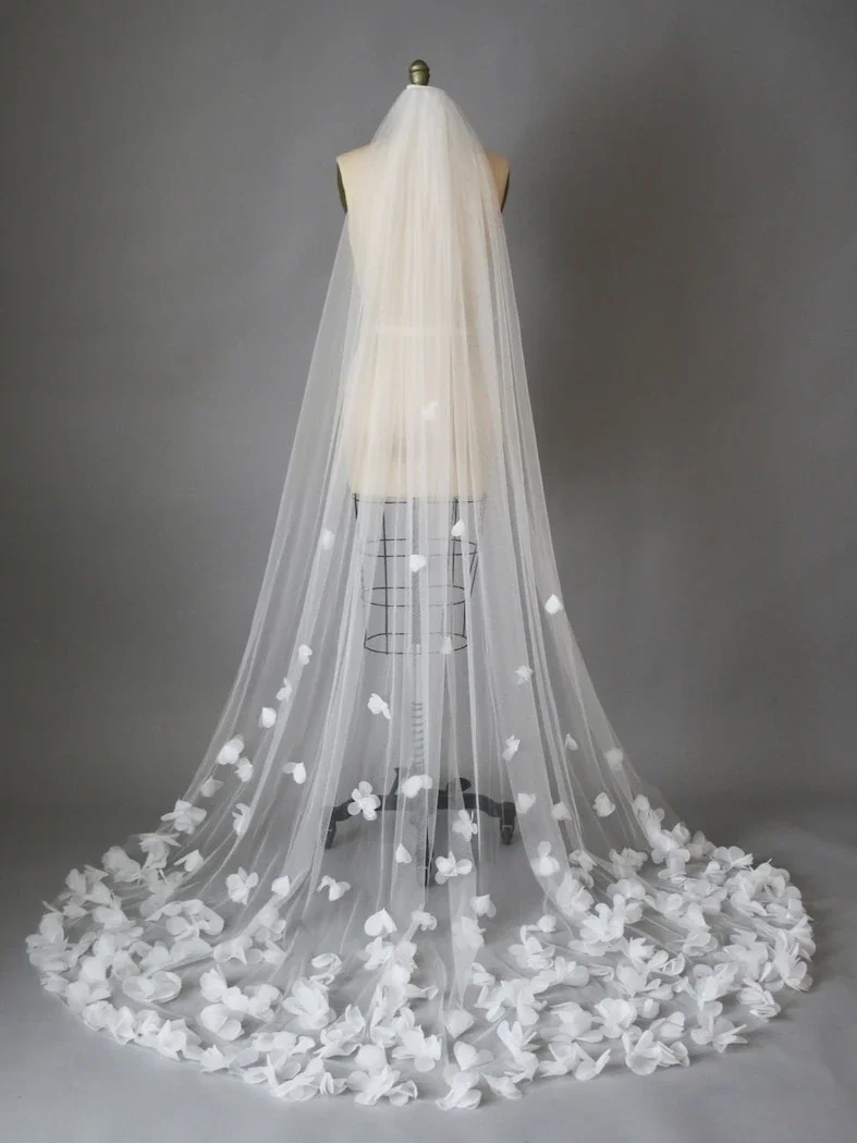 Customized Bridal Veil 450cm length 200cm width Wedding Veil 3D Flowers Floral  Veil for Bride With Comb