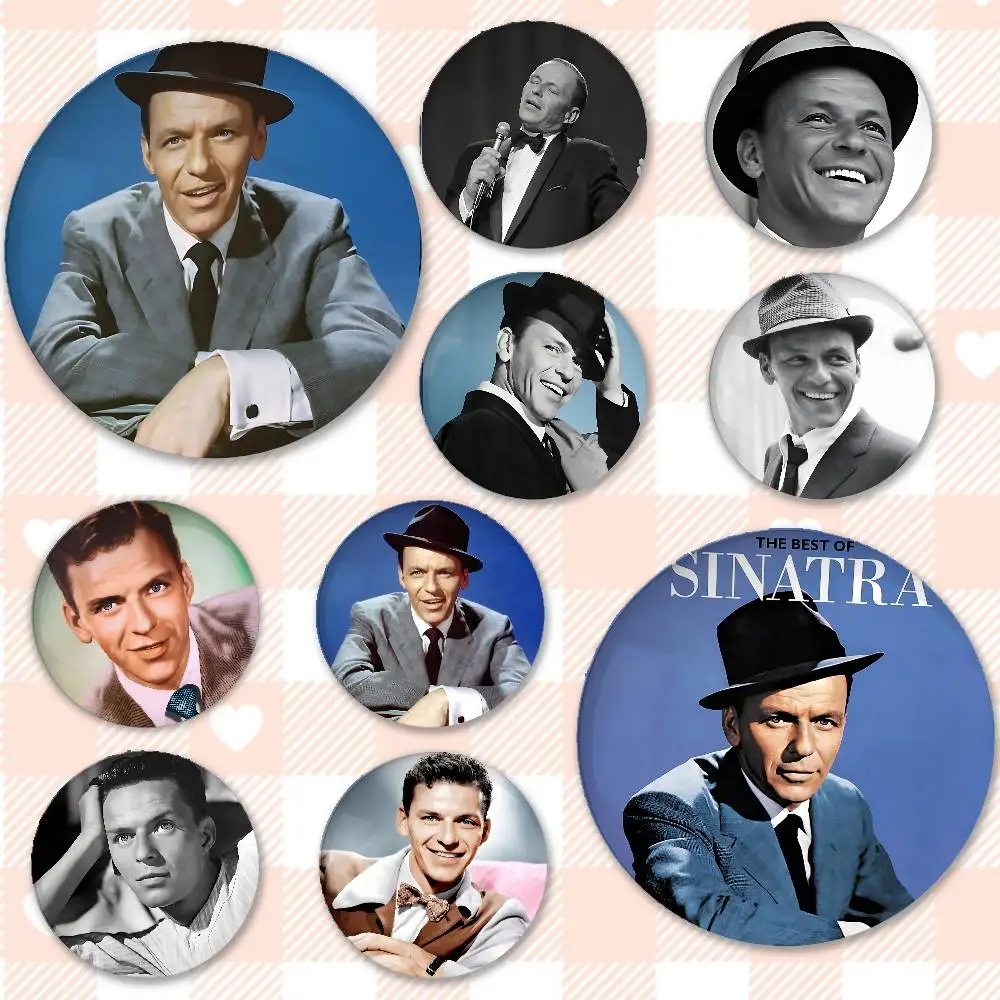 Singer F-Francis Albert S-Sinatra Badges Peripheral Lapel Pins Tinplate Round Brooch For Shoulder Bag Accessories Souvenir Gifts
