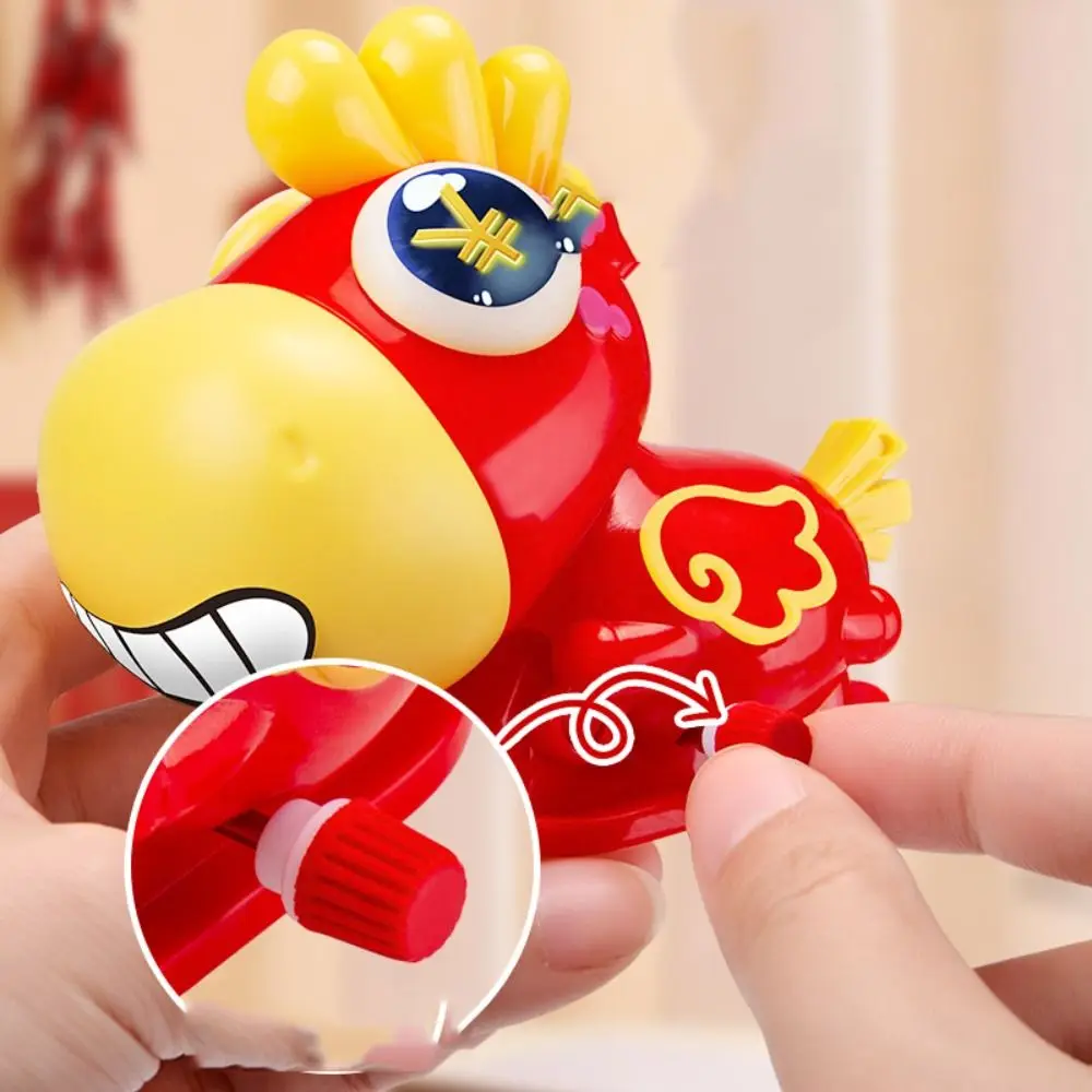 Aufziehbares Interaktives Tierpferd-Spielzeug mit Bewegung, Cartoon-Stil, Lustiges Aufziehmodell als Geschenk