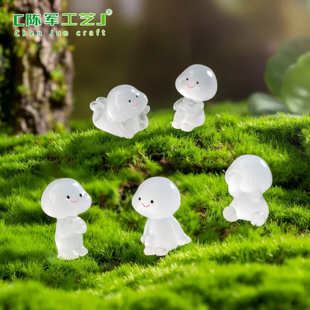 New Luminous Ghost Mini Figures Fish Tank Decor Glow in The Dark Figures Garden Micro Flower Potted Landscape Ornament