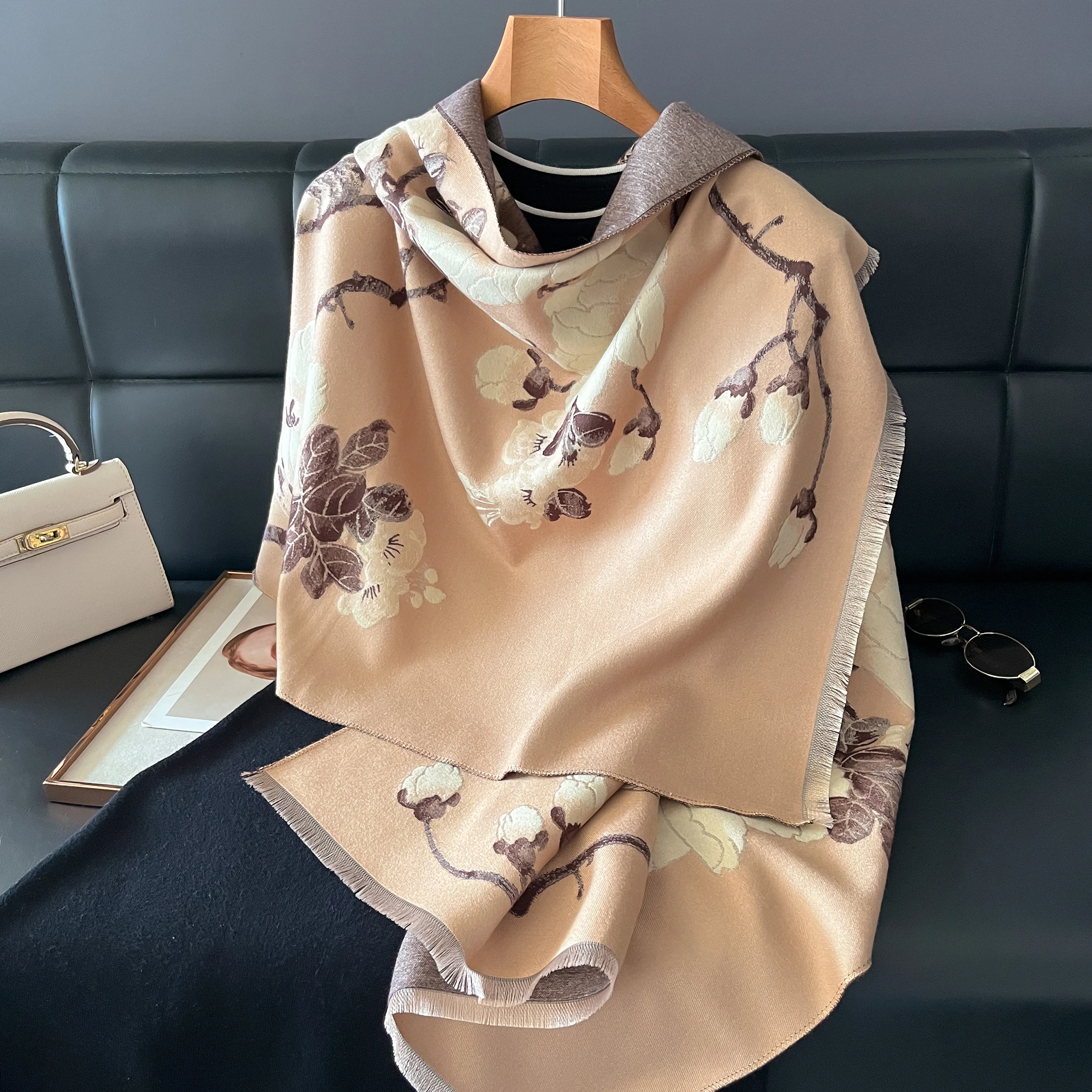 

Женский зимний модный аксессуар из искусственного кашемира: толстая шаль с цветочным принтом, шарф, накидка в стиле пашмины, пончо и бандана Echarpe