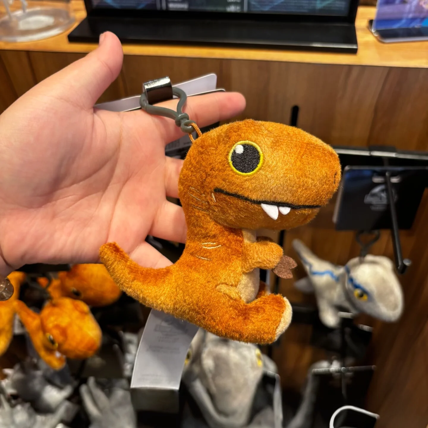 유니버설 스튜디오 쥬라기 공룡 봉제 인형 티라노사우루스 렉스 벨로시랩터 - 열쇠고리 및 백팩 펜던트 선물