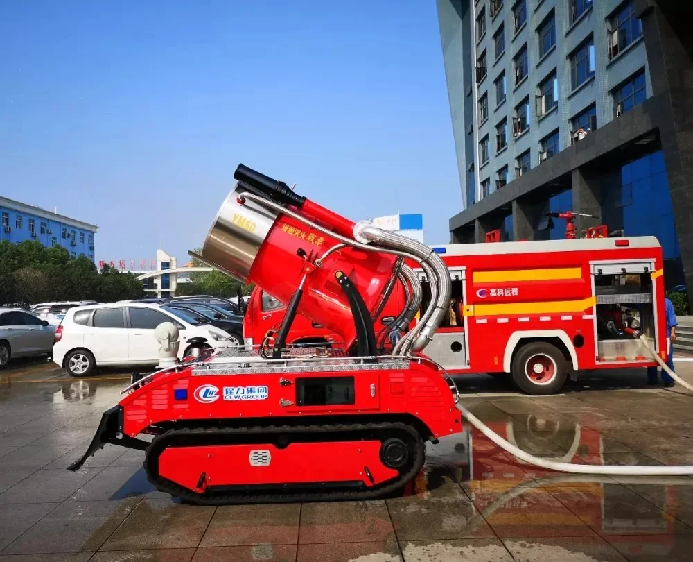 Robot inteligente de camión de bomberos con escape de humo tipo oruga