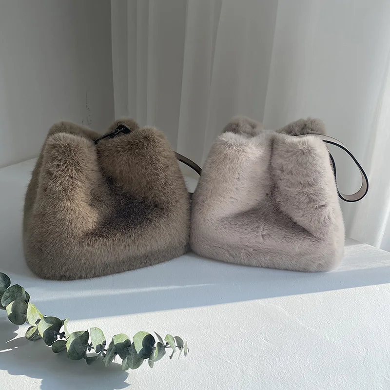 

Furry Rabbit Fur Winter New Handbag Women's Single oulder Slant Cross Buet Bag Non-edding Plu Korean Sle Casual Bag