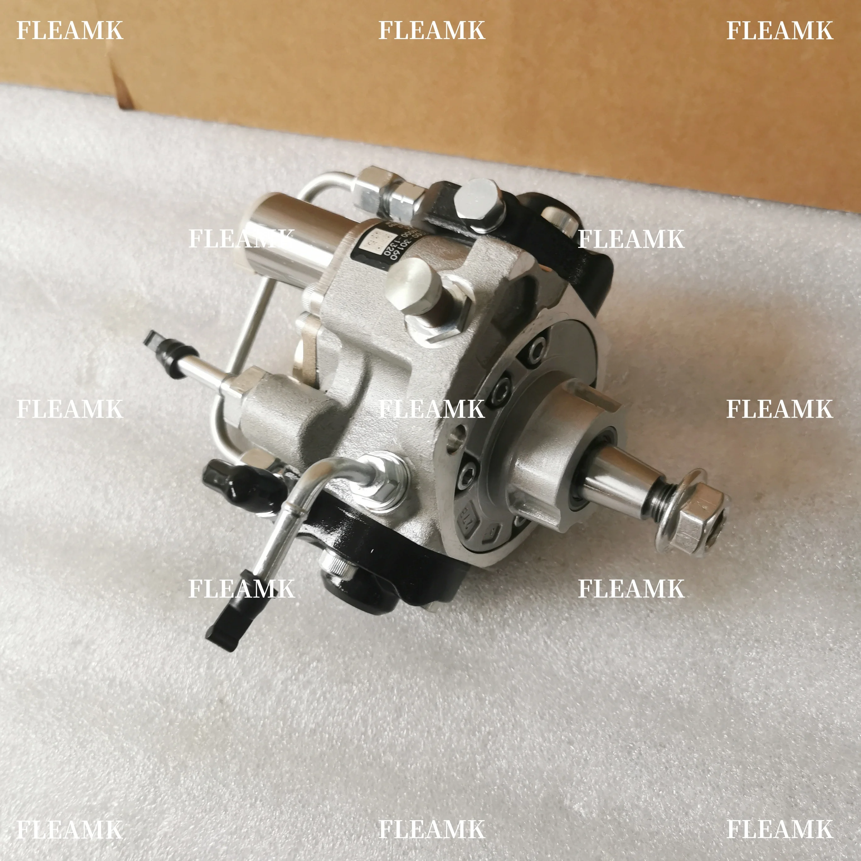 High Quality Diesel Common Rail Fuel Injection Pump 294000-1320 22100-30160