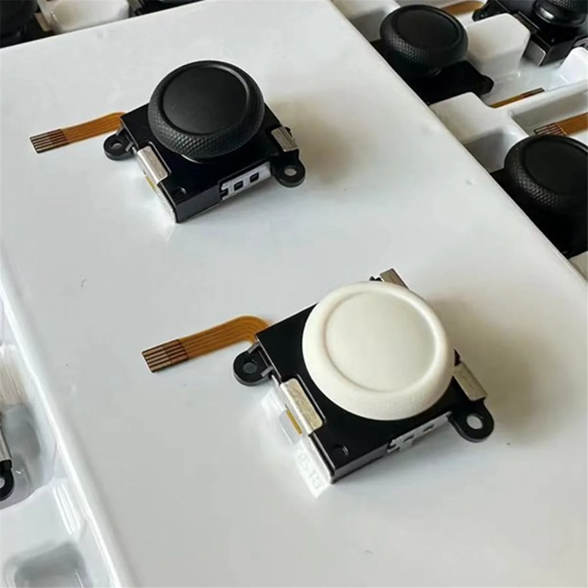 

Hot! For Switch Lite Hall Electromagnetic Joystick 3D Analog Joystick for Switch OLED for Switch JoyCon Hall Rocker White