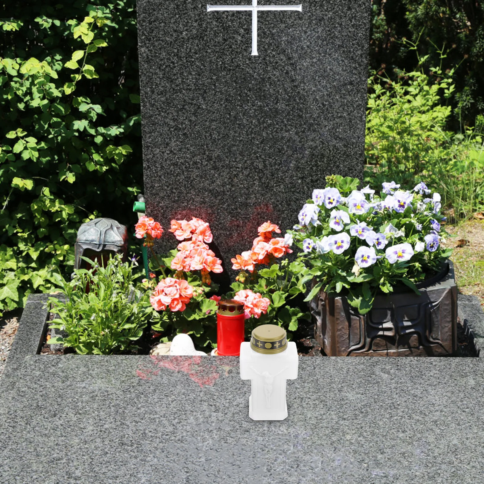 Electric Light Flameless Operated Waterproof For Garden Cemetery Outdoor Decorative Led Grave Lamp