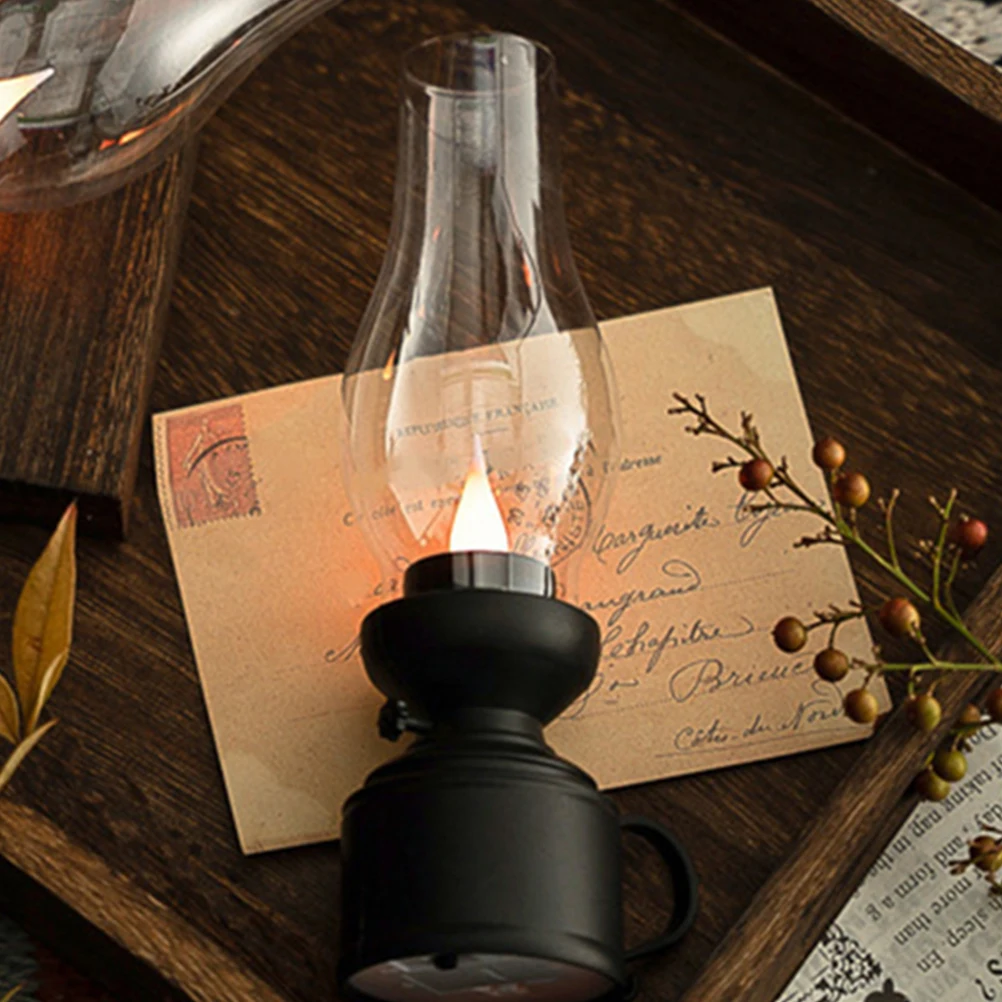 

2pcs Electronic Vintage Design Soft Light Ideal Gift Led Lantern Outdoor Oil Lamp Retro Decor Clear Hurricane Lamp