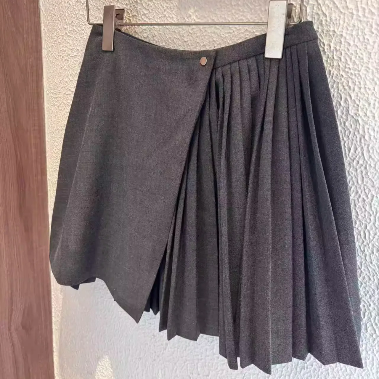 

Асимметричная плиссированная юбка Tannat с высокой талией, женская повседневная юбка нестандартного дизайна Sensation Dongda Gate, винтажная