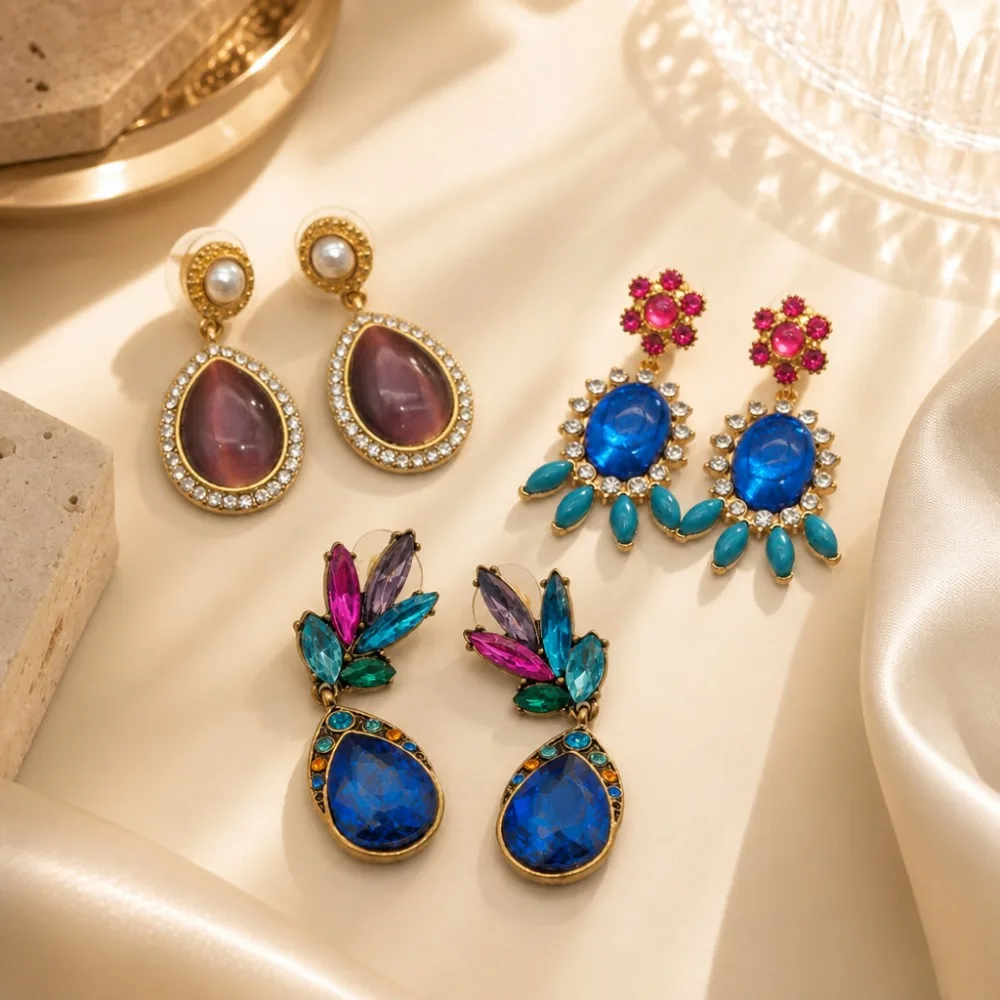 Retro Ornate Ornaments, Quality Colored Diamonds, Elegant Design Earrings For Party Gift For Women 0319