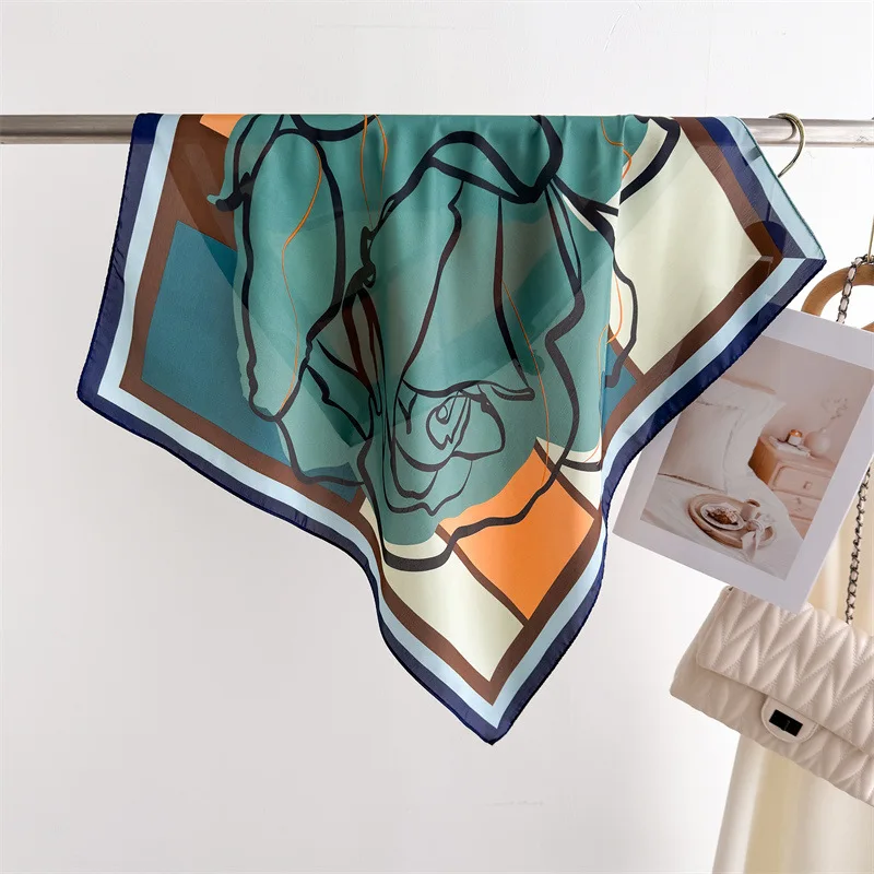 

Luxury New Printed Scarves Women's Silk Scarf Shawl Summer Floral Designer Small Neckties Hairbands Bags Bandana