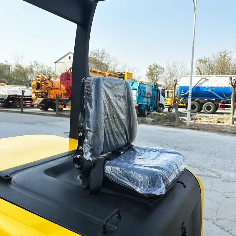 Customized 2.5 Ton Lithium-Ion 4-Wheel Electric Forklift Two-Stage Mast 3-9m Lifting Height For Cold Storage Forklift diesel