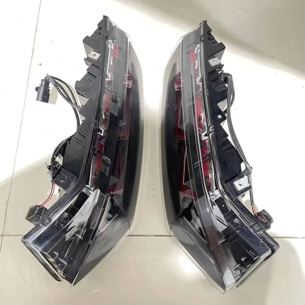ForLamborghini LP700 Original Used Rear Warning Light Rear Lighting OEM 470945095D 470945096D