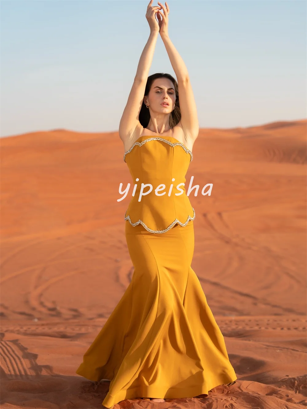 Maßgeschneiderte sexy Mode Jersey Falte Strass geraffte Meerjungfrau trägerlose lange Kleider Abendkleider hochwertiger chinesischer Stil