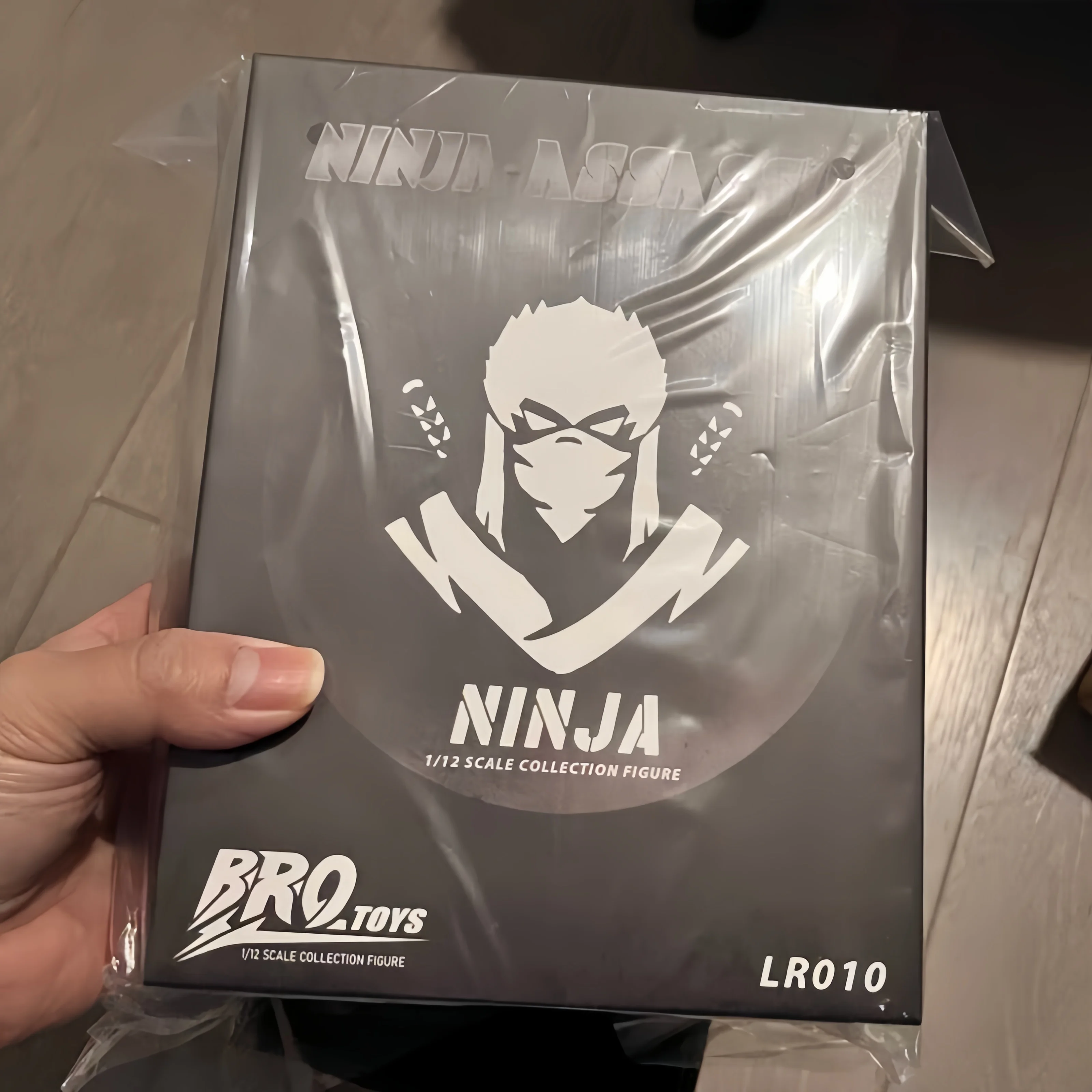 In Stock Authentic Bro Toys 1/ - огляд і ціна Model Kit Zero Megaman