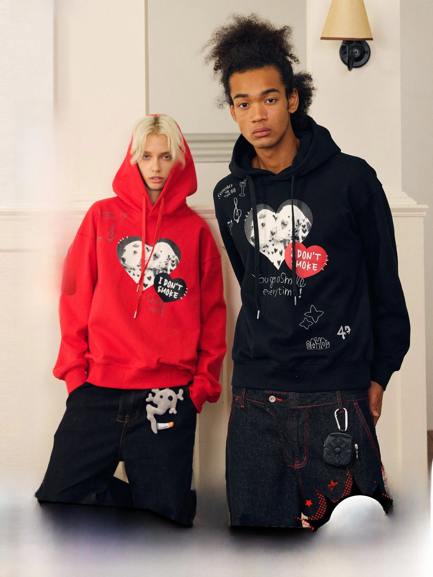 

Cute Dog Heart Print Hoodie Casual Loose Fit Long Sve Comfortable Sweatirt for Youth Men Women Done Autumn Collection