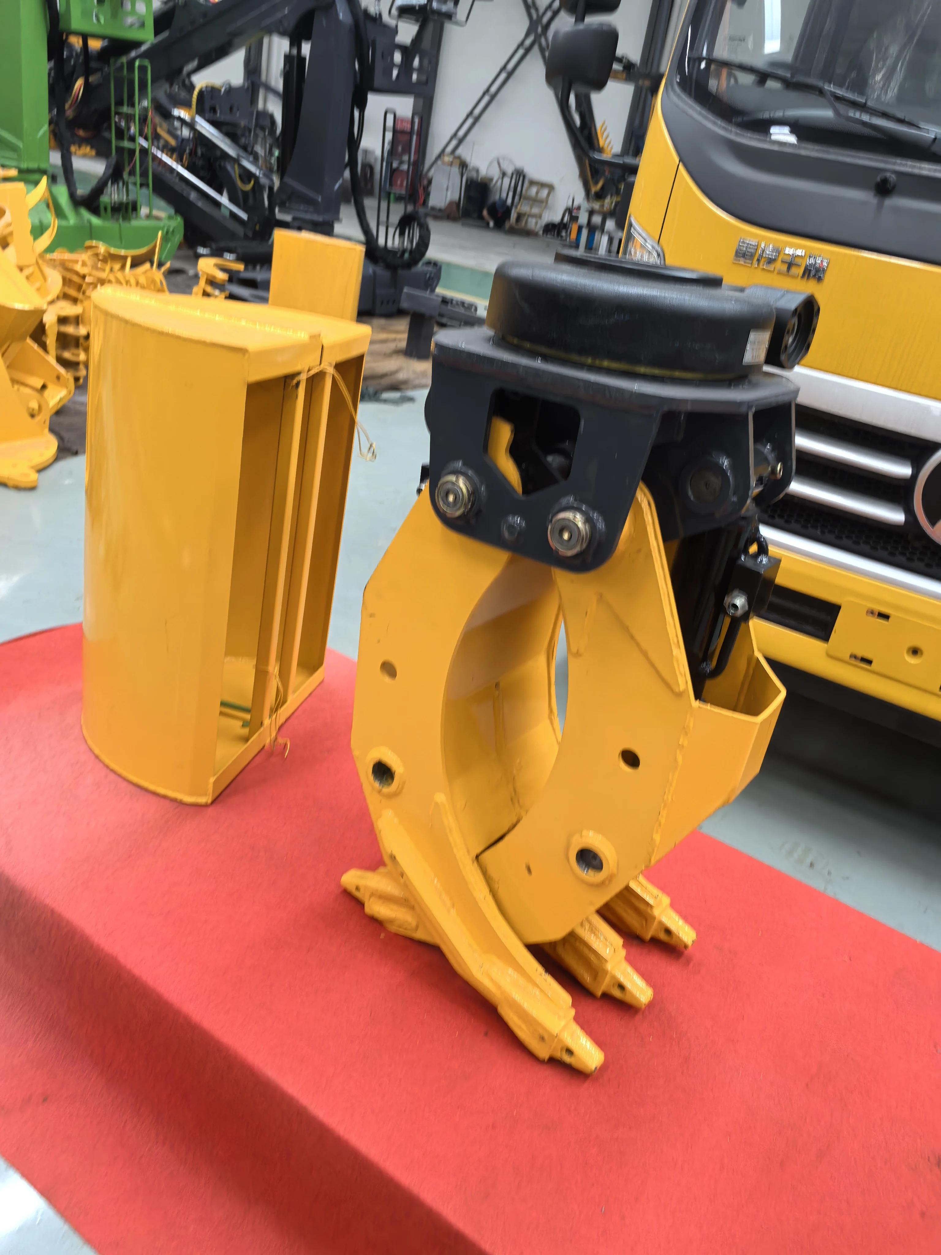 Aliexpress Hot Sale Crane Truck Hydraulic Rotating Claw Grapple Heavy-Duty Log & Stone Handling Attachment