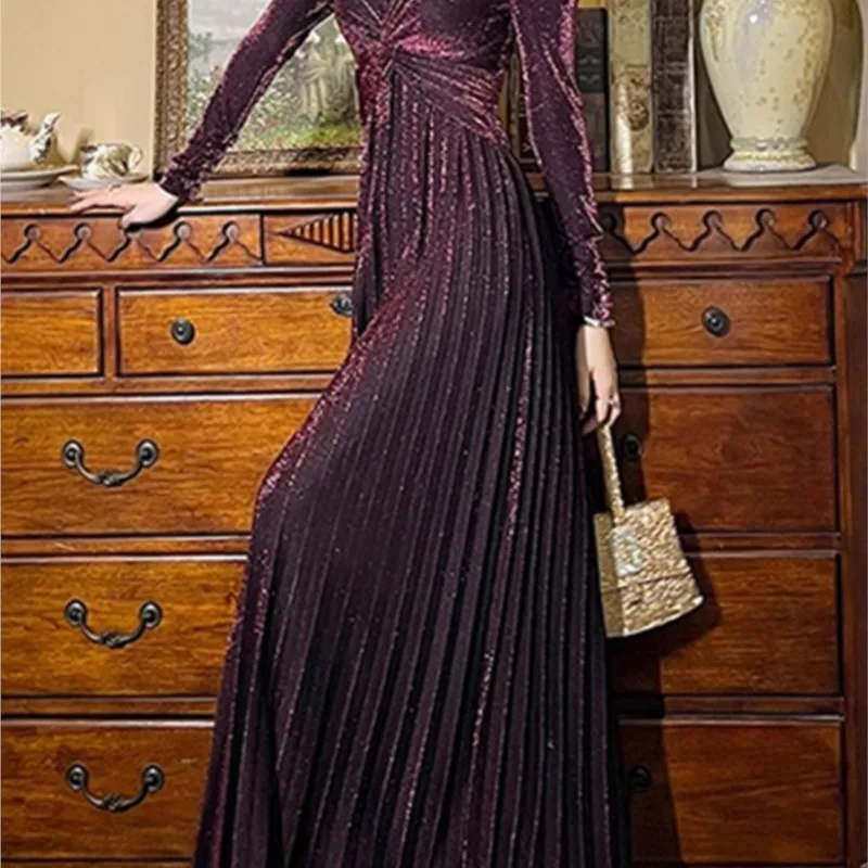 Light luxury women's temperament early wear velvet exquisite dress